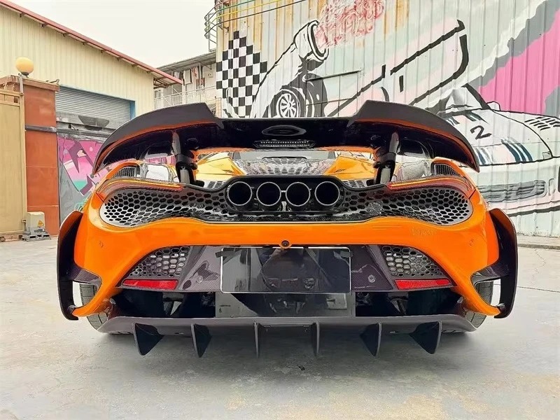 765LT Style Carbon Fiber Body Kit for  720S Upgraded 765LT Front Bumper Rear Bumper Rear Spoiler Fender Exhaust Pipe